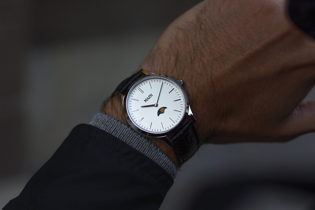 Introducing the MAEN Classic Moonphase Watch