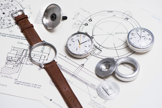 Meet The Swiss Smart Watch/Bike Speedometer By Moskito