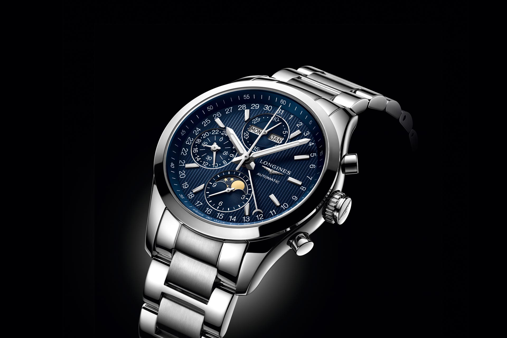 Longines Launches New Conquest Classic
