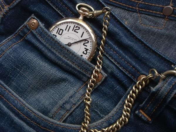 How to use the little pocket of your jeans – Watchisthis