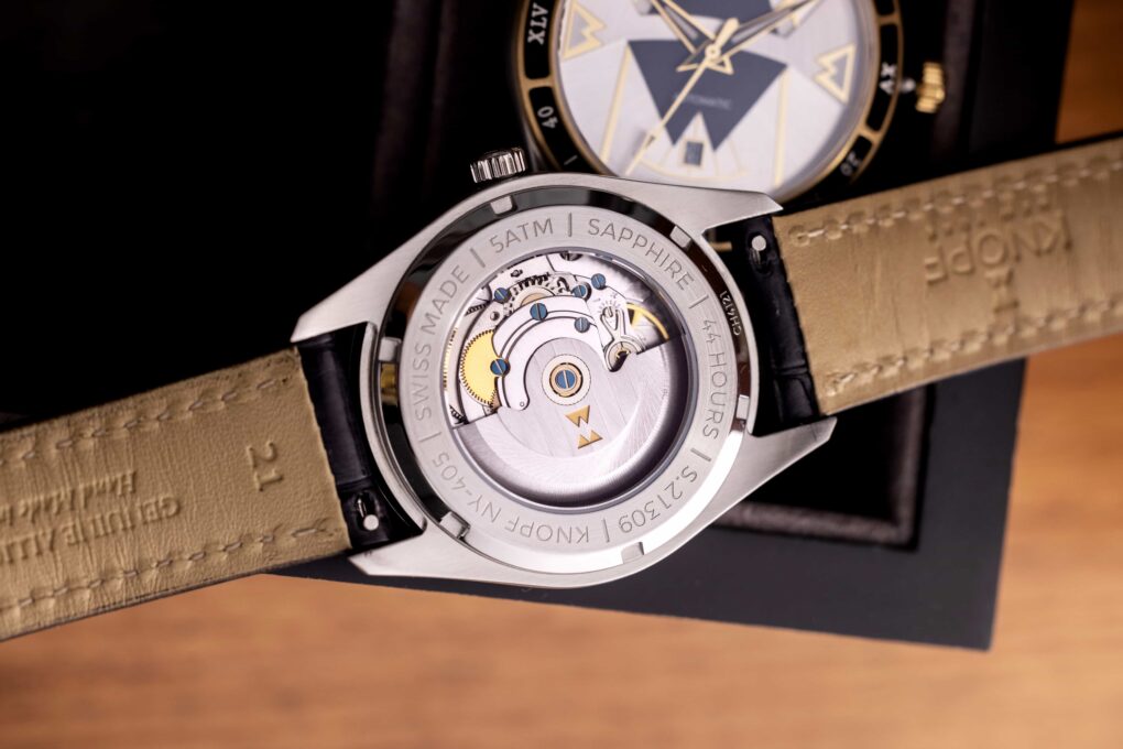 knopf-caseback-automatic-swiss-movement